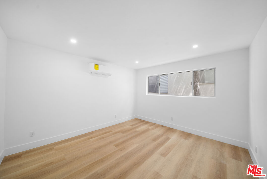 605 San Vicente Blvd Unit: 204