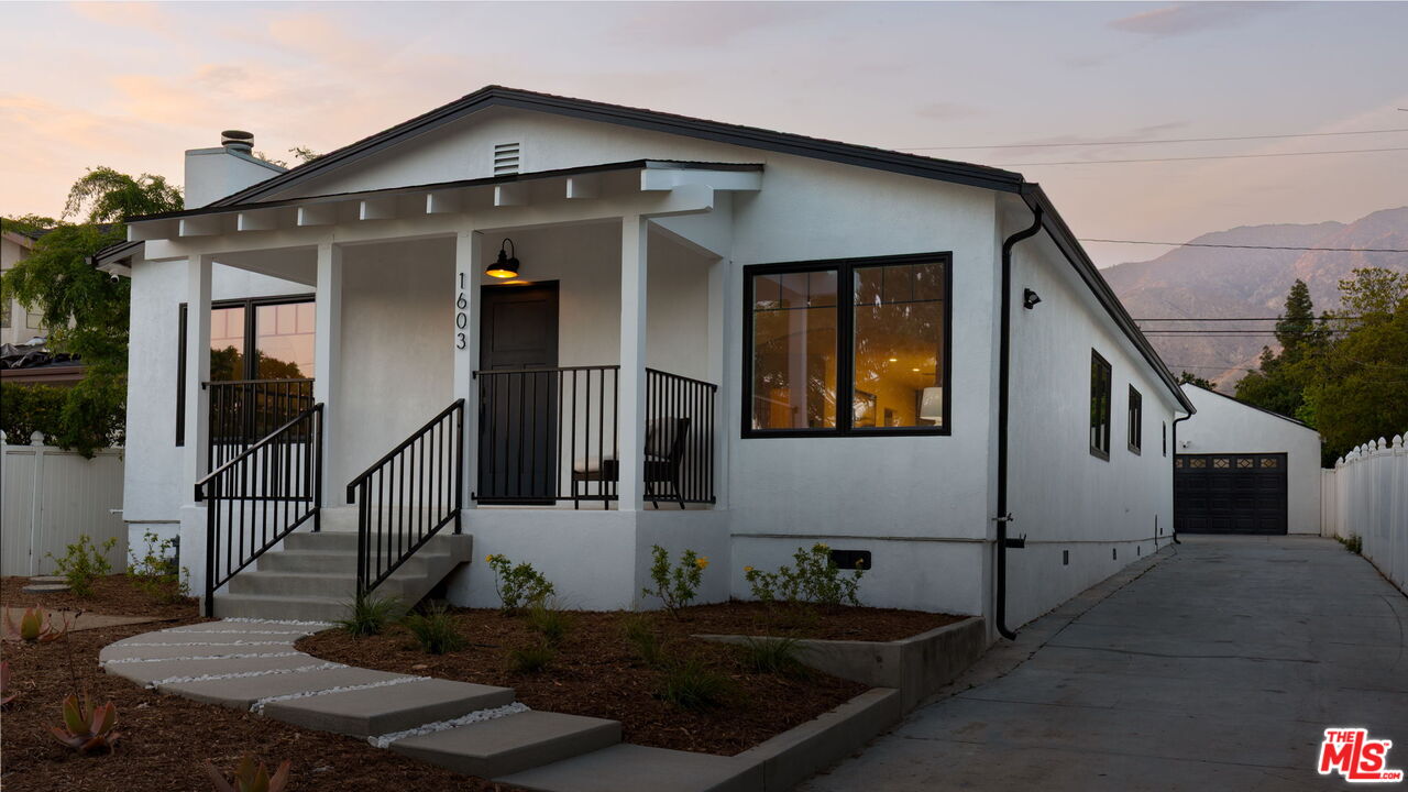 1603 New York Dr