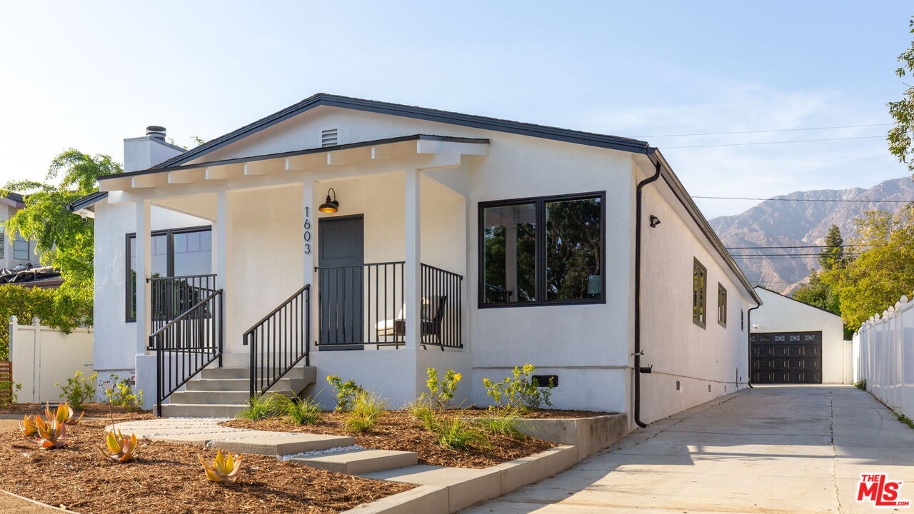 1603 New York Dr