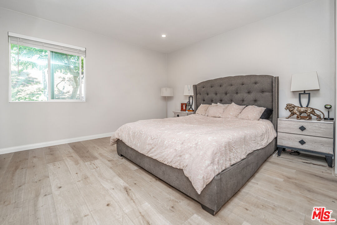 29846 Grandifloras Rd