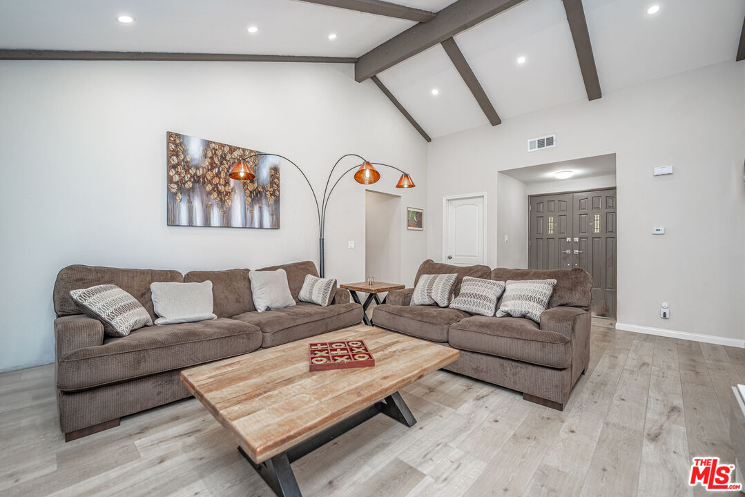 29846 Grandifloras Rd