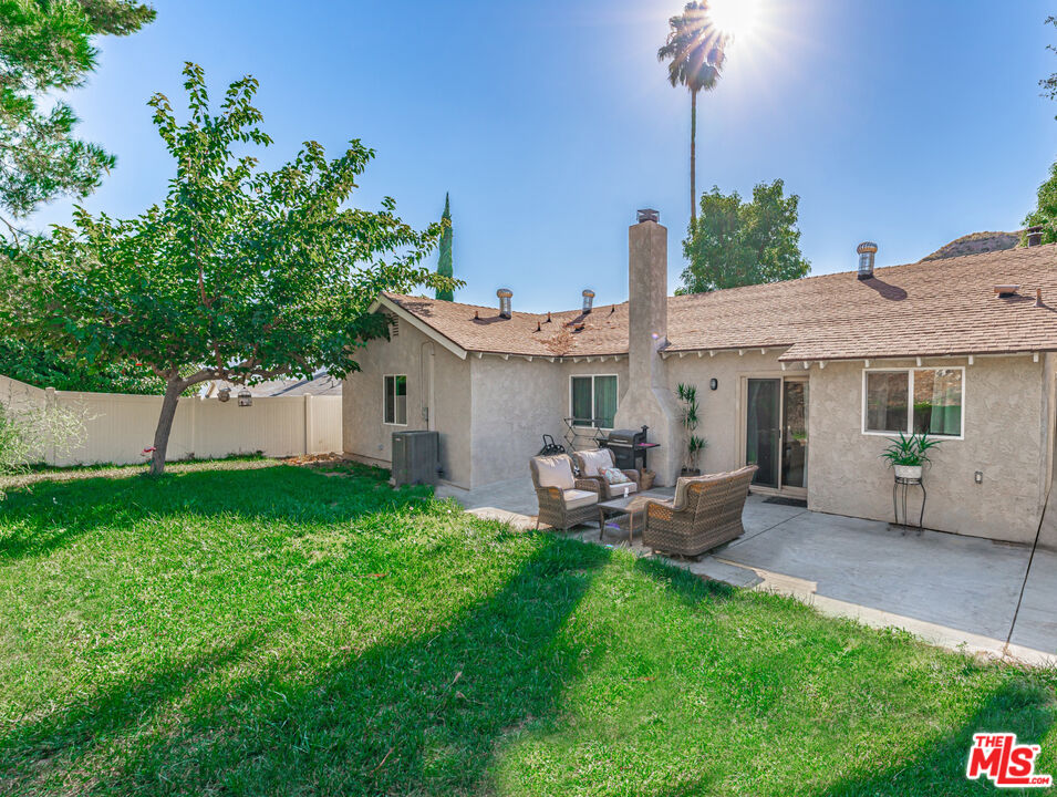 29846 Grandifloras Rd