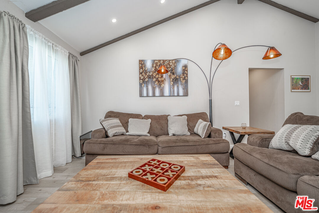 29846 Grandifloras Rd