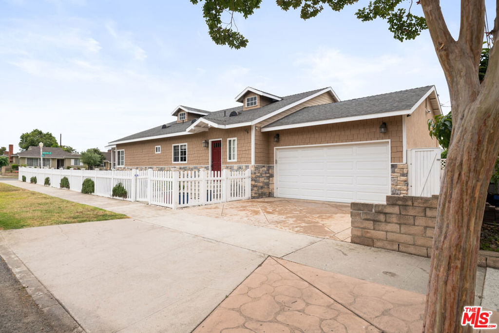441 University Avenue