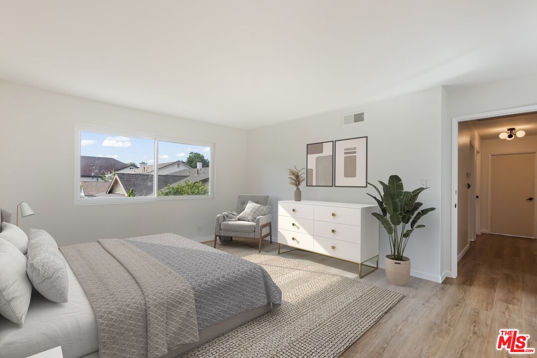 7701 Comanche Avenue