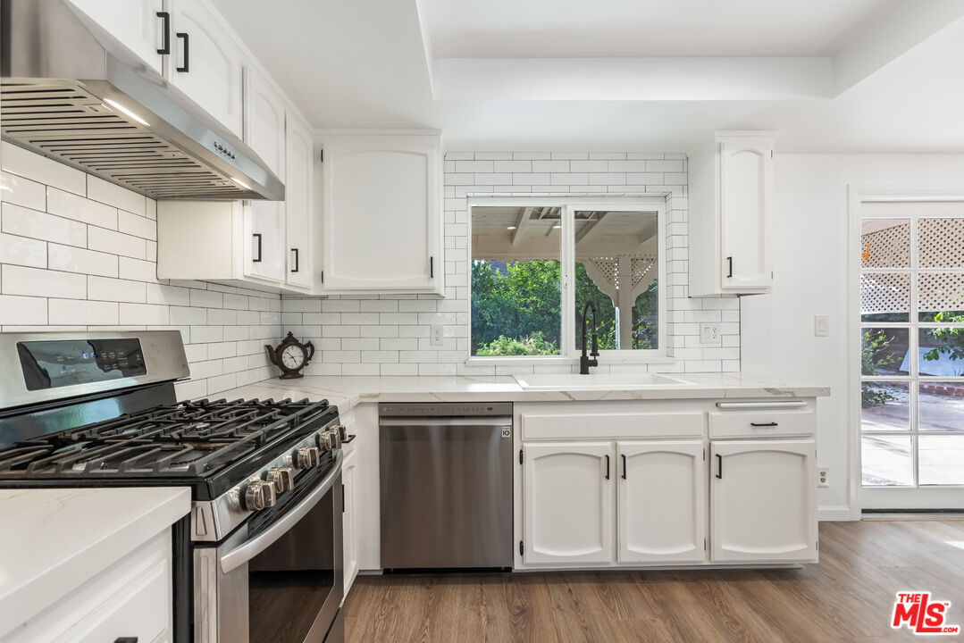 7701 Comanche Avenue