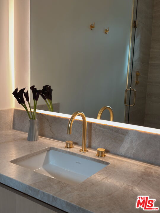 2122 Century Park Ln Unit: 109