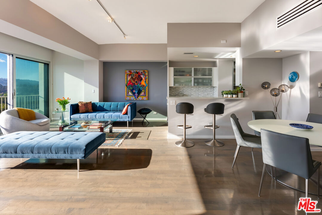 10501 Wilshire Blvd Unit: 1902