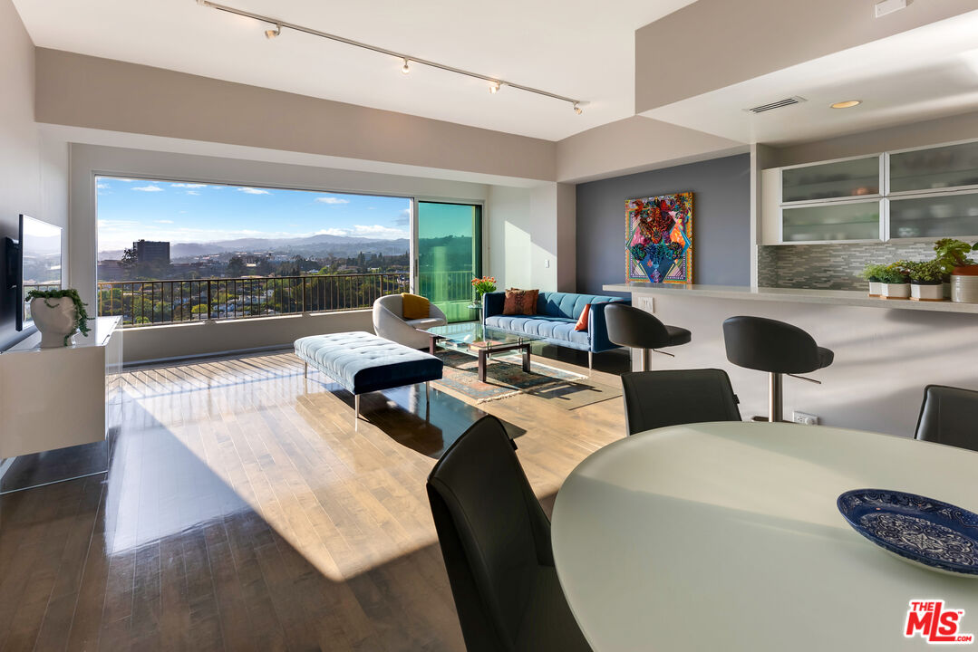 10501 Wilshire Blvd Unit: 1902