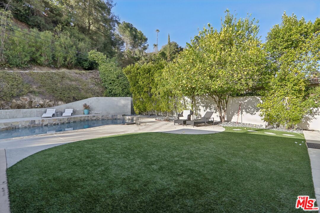 15539 Hamner Dr