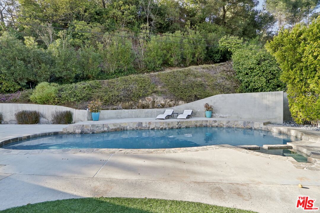 15539 Hamner Dr