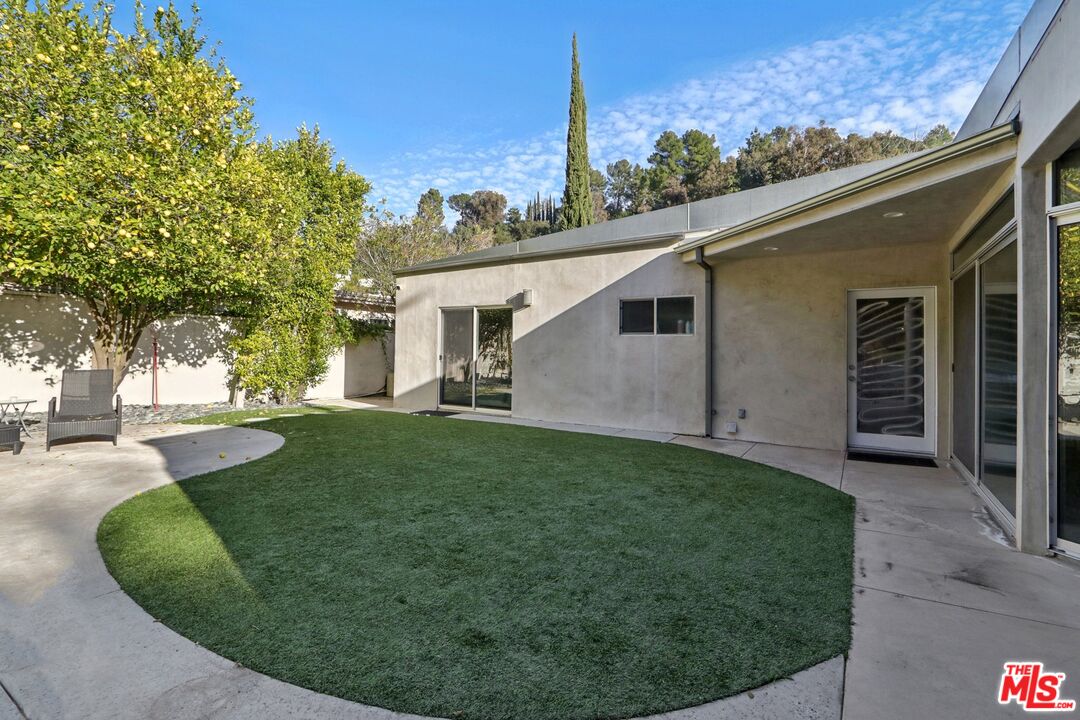 15539 Hamner Dr