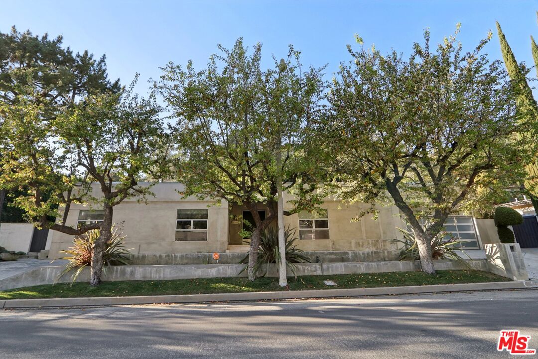 15539 Hamner Dr
