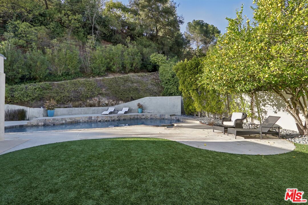 15539 Hamner Dr