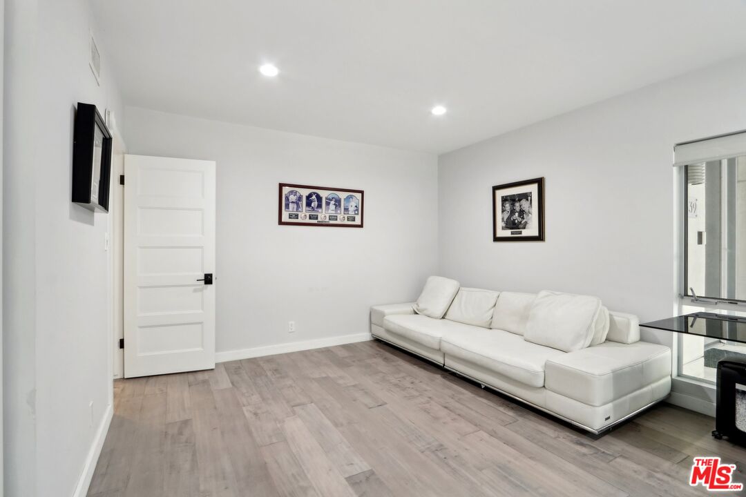 15539 Hamner Dr