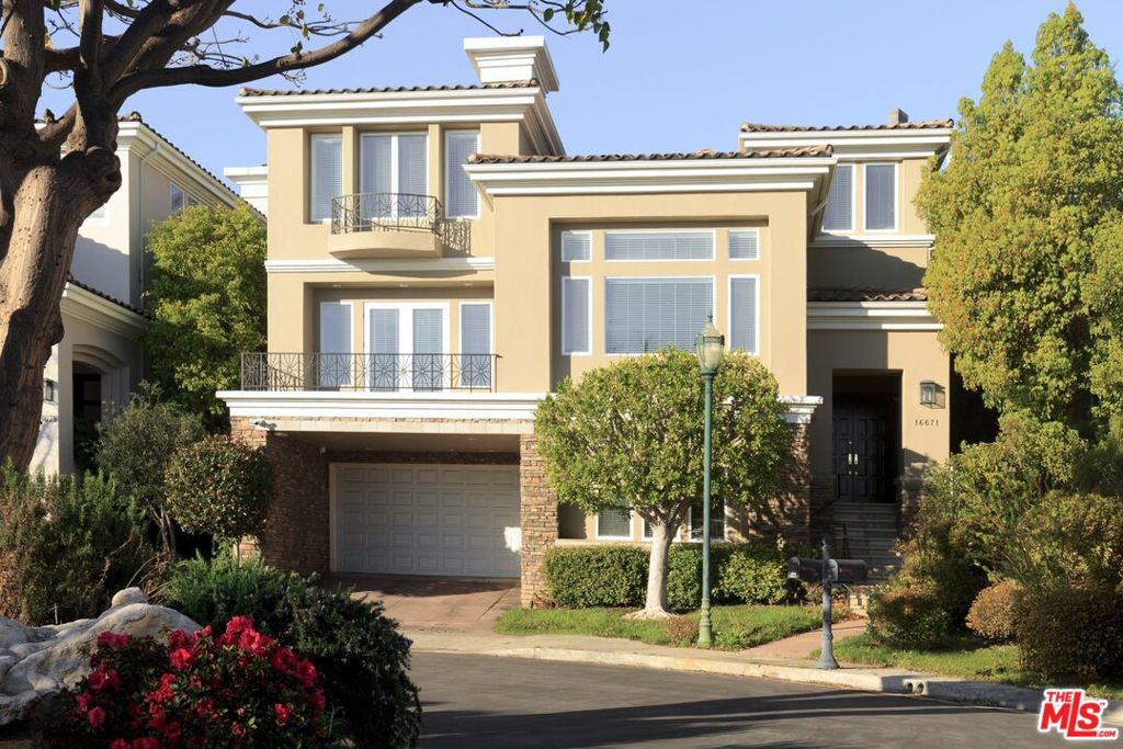 16671 Calle Brittany