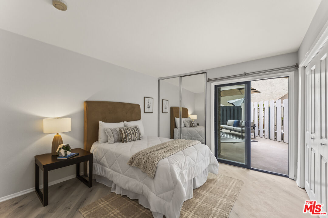 4589 Via Marisol Unit: 160