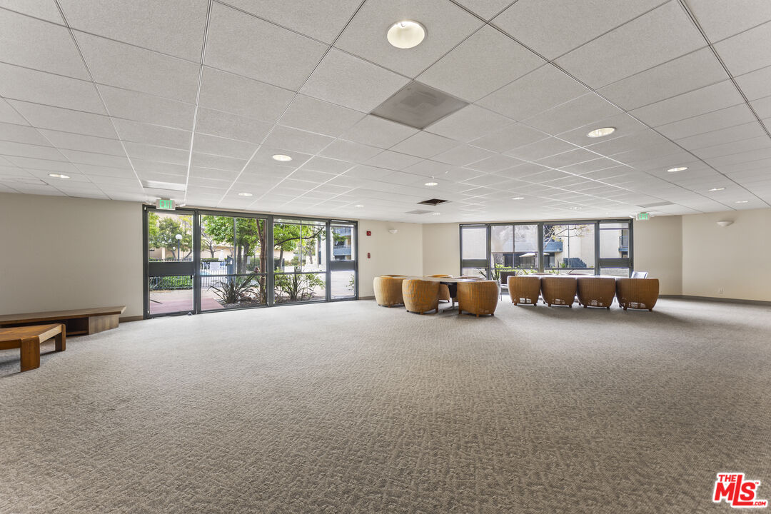 4589 Via Marisol Unit: 160