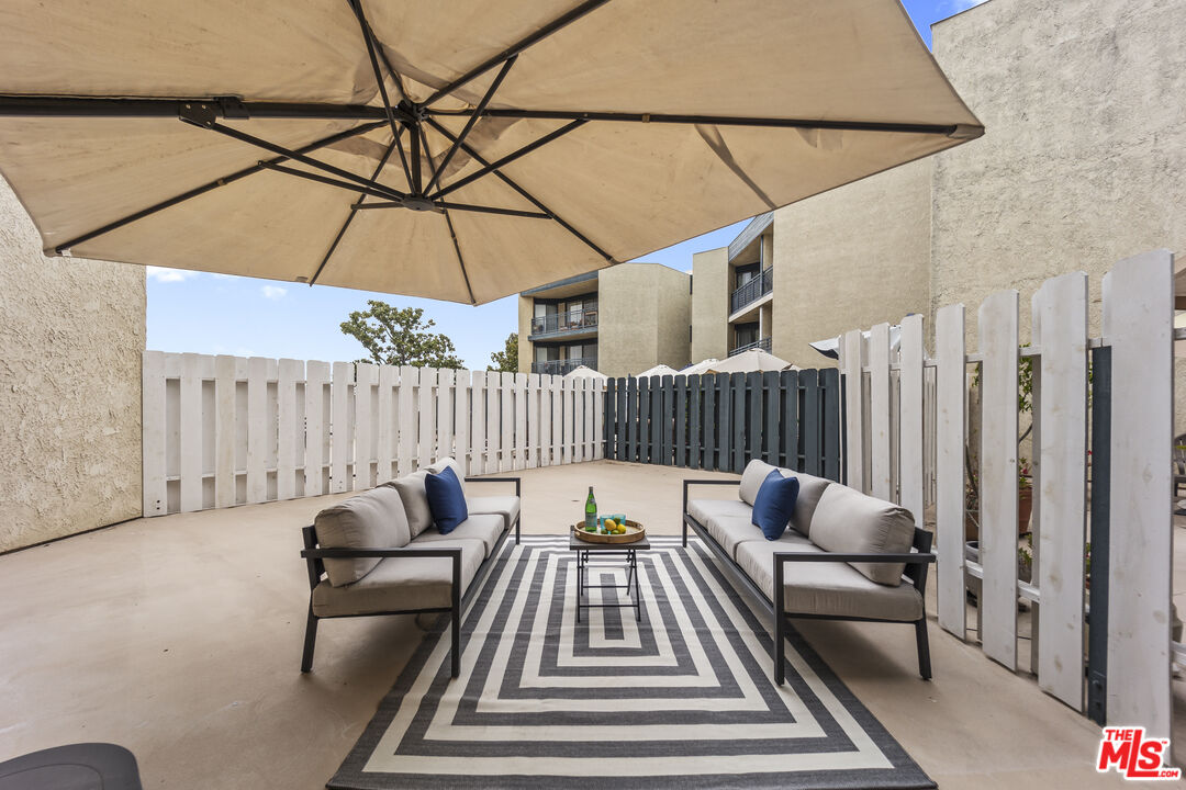 4589 Via Marisol Unit: 160