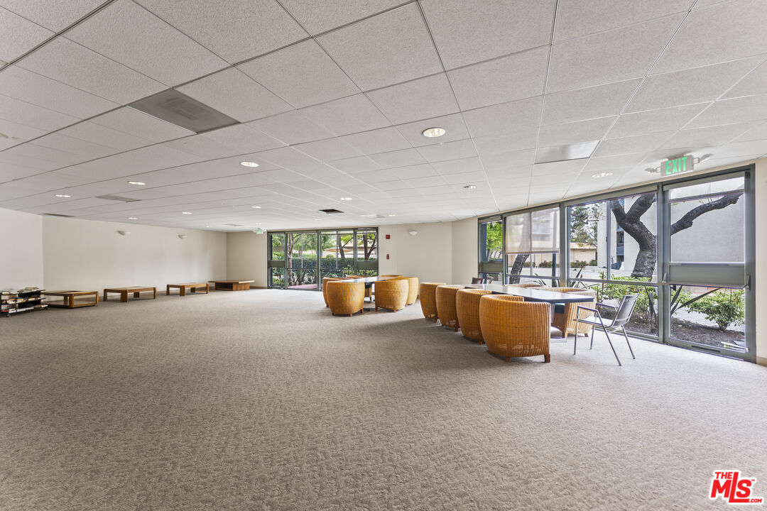 4589 Via Marisol Unit: 160