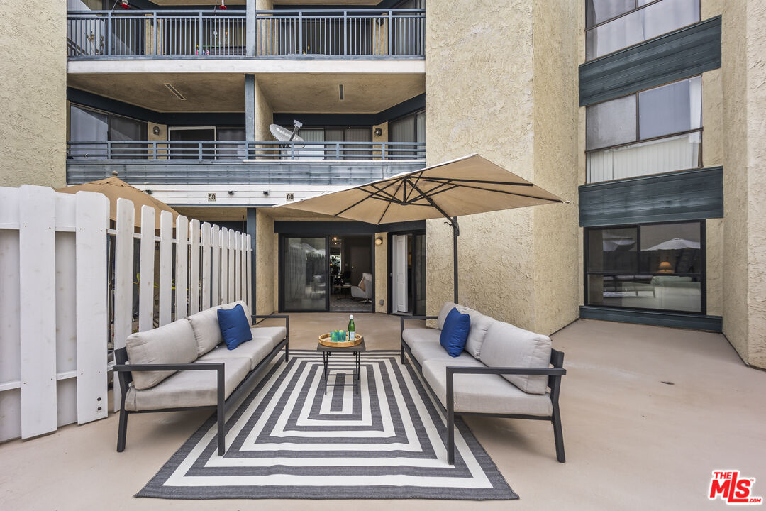 4589 Via Marisol Unit: 160