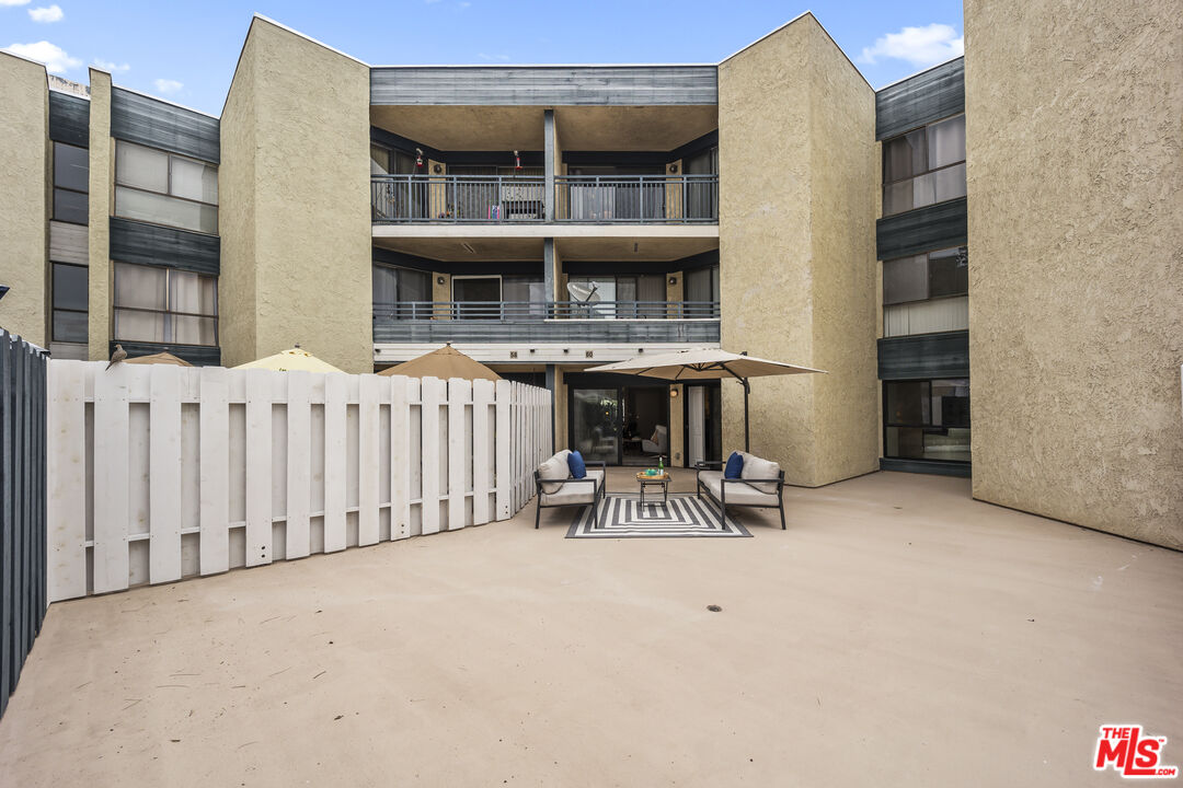 4589 Via Marisol Unit: 160