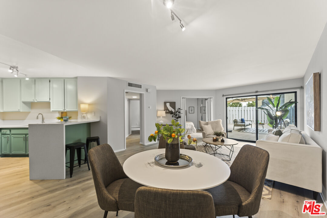 4589 Via Marisol Unit: 160