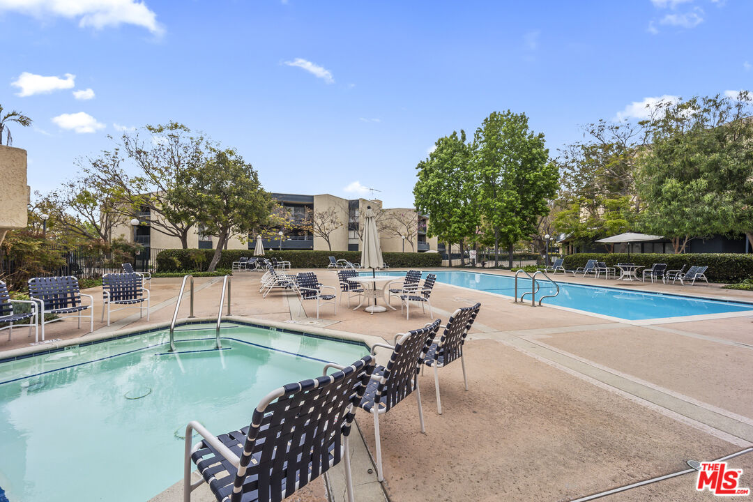 4589 Via Marisol Unit: 160