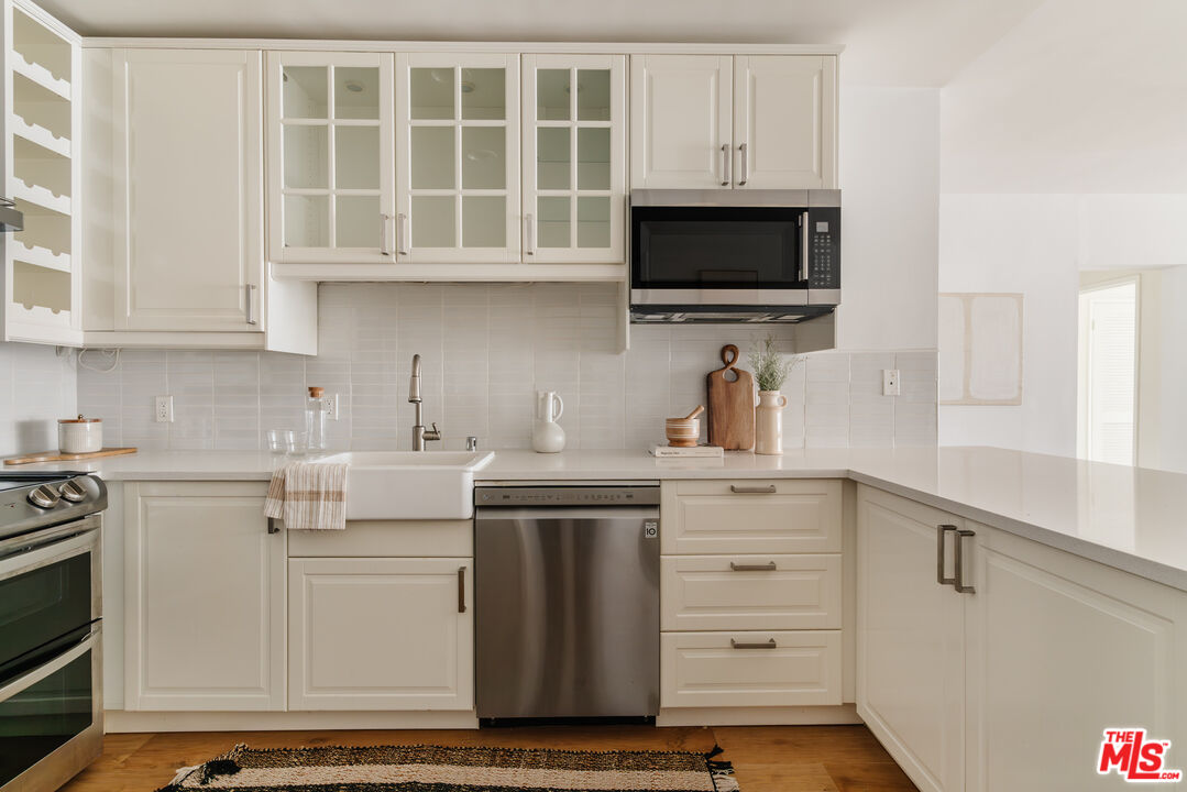 11687 Montana Ave Unit: 209