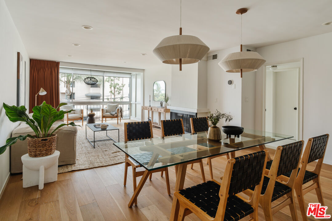 11687 Montana Ave Unit: 209