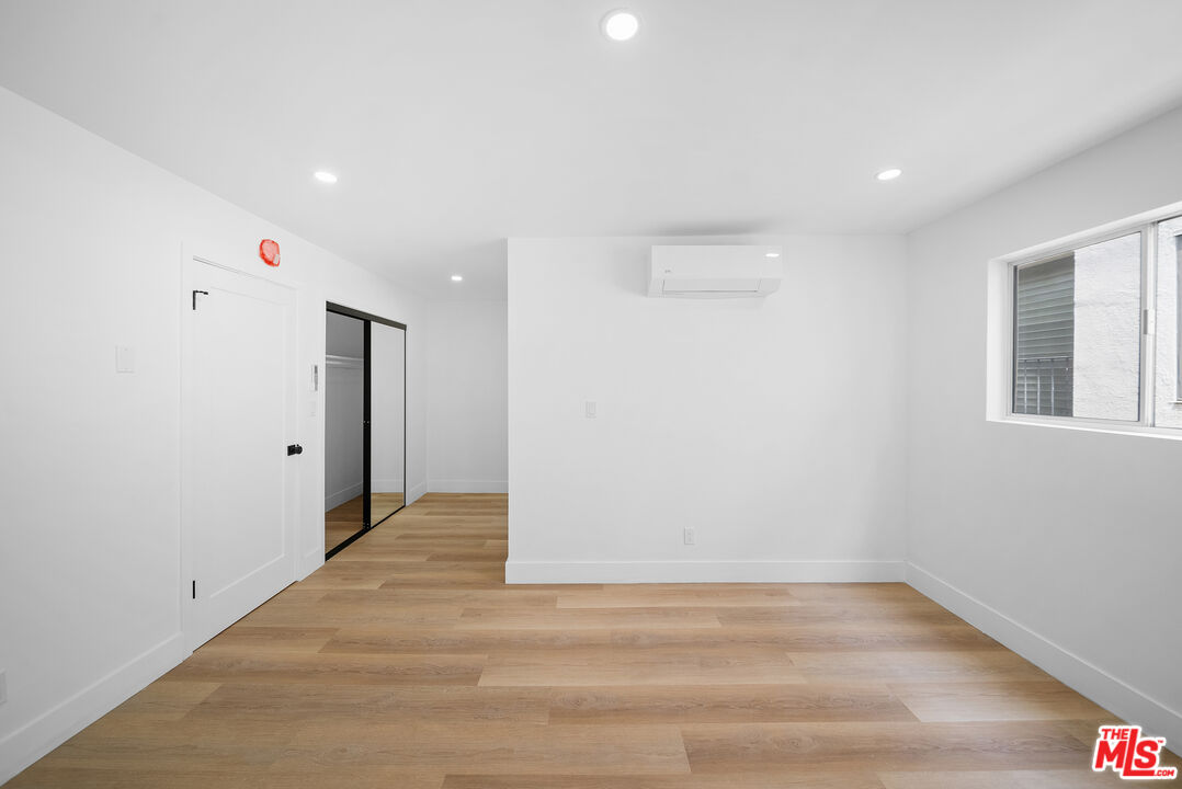 605 San Vicente Blvd Unit: 107