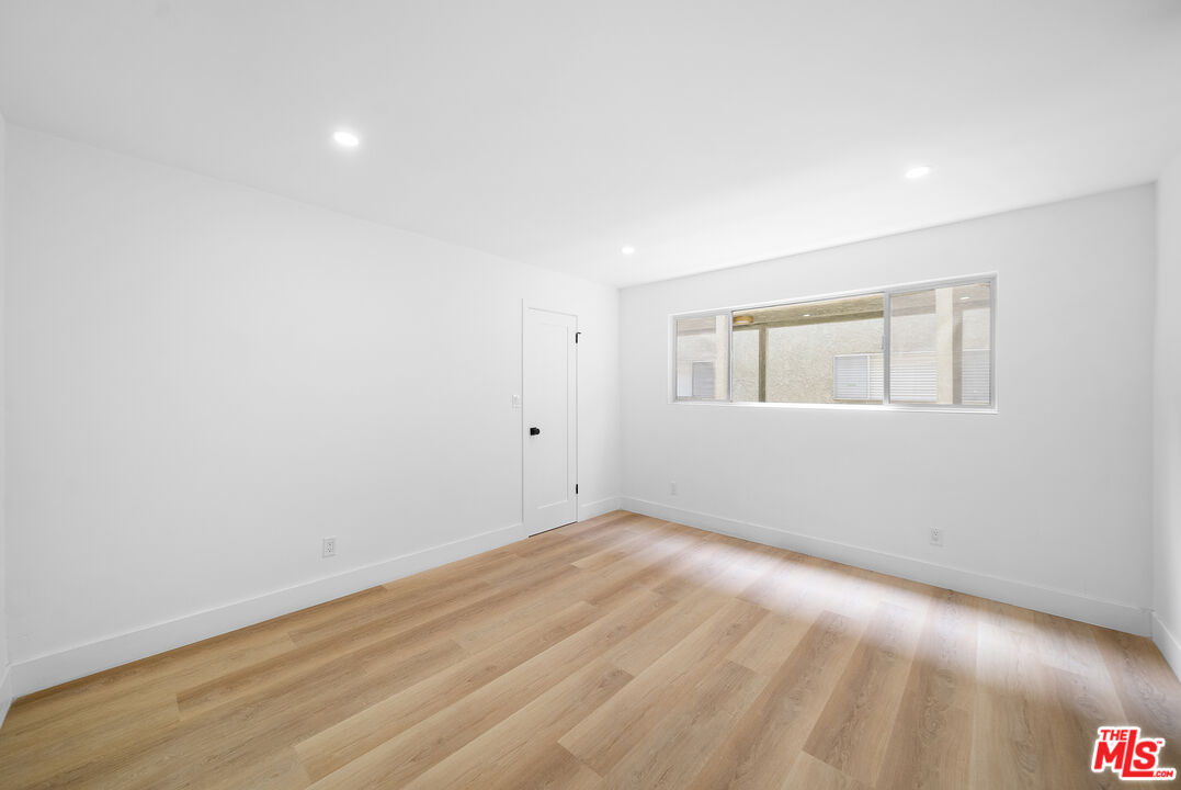 605 San Vicente Blvd Unit: 107