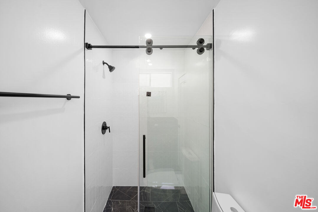 605 San Vicente Blvd Unit: 107