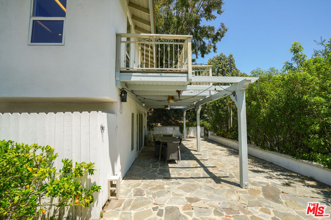 19616 Pine Valley Ave