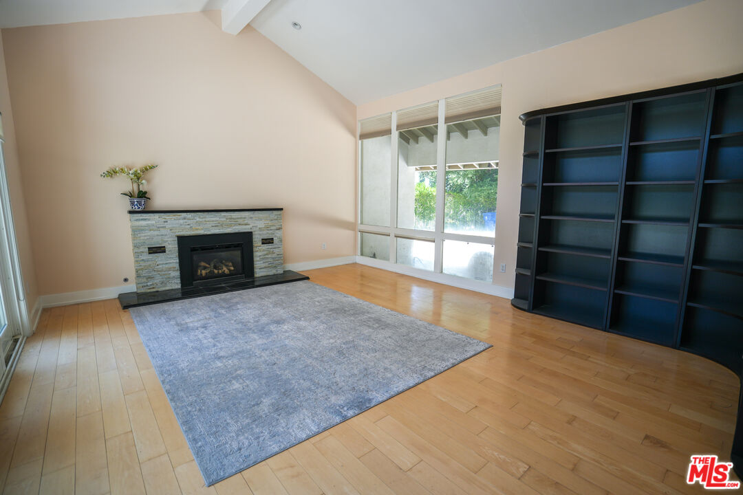 19616 Pine Valley Ave