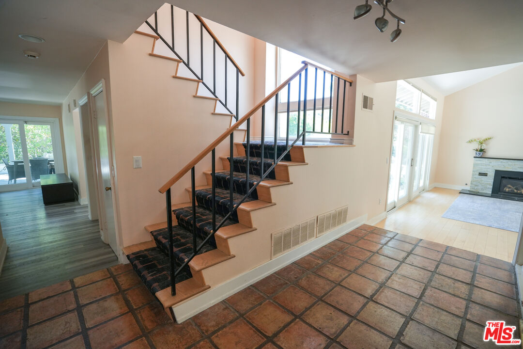 19616 Pine Valley Ave