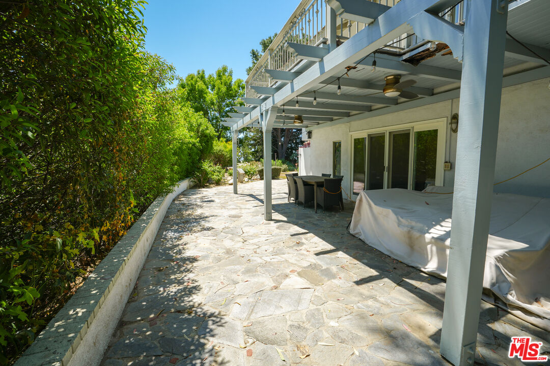 19616 Pine Valley Ave