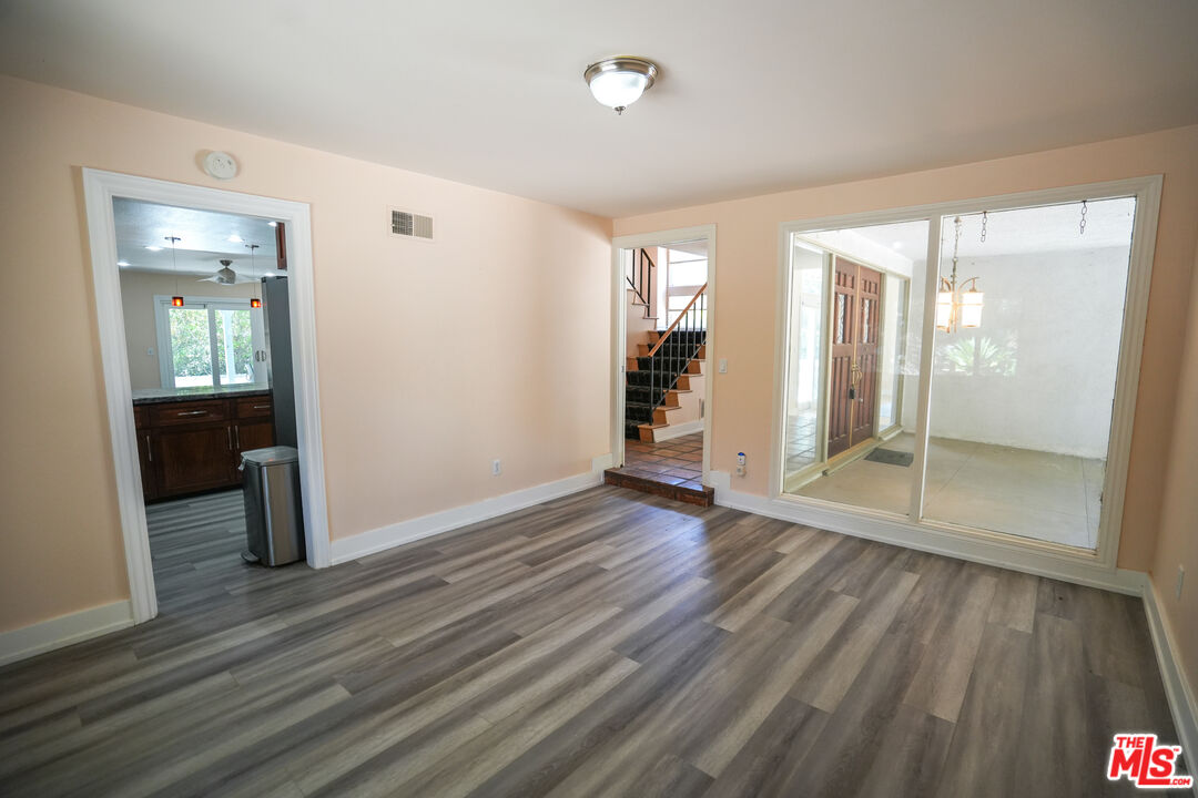 19616 Pine Valley Ave