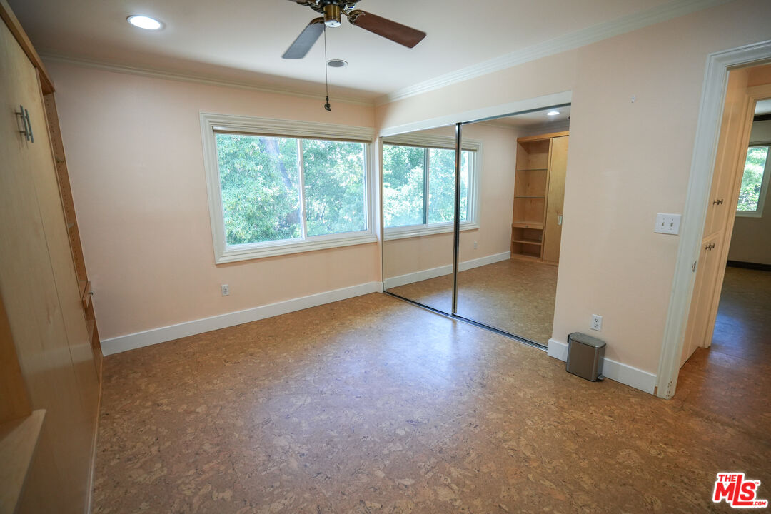 19616 Pine Valley Ave