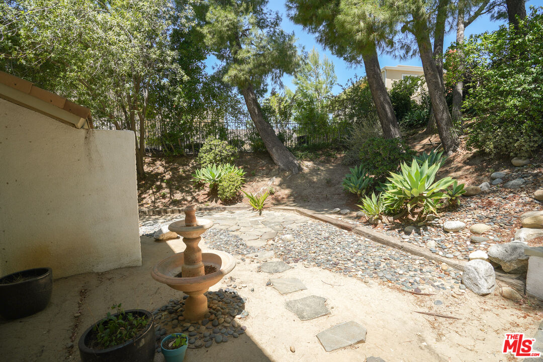 19616 Pine Valley Ave