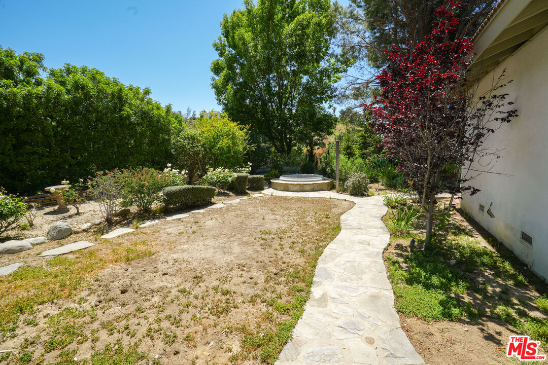 19616 Pine Valley Ave