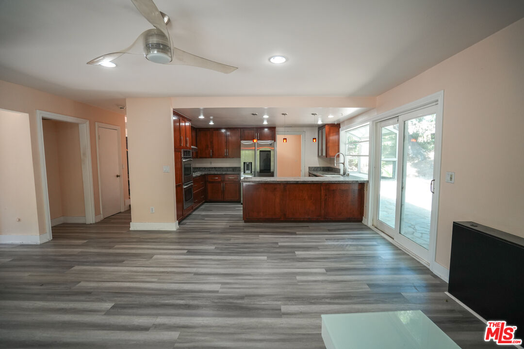 19616 Pine Valley Ave