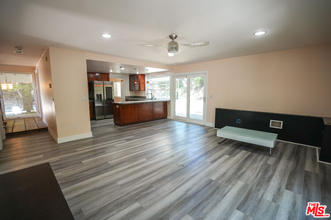 19616 Pine Valley Ave