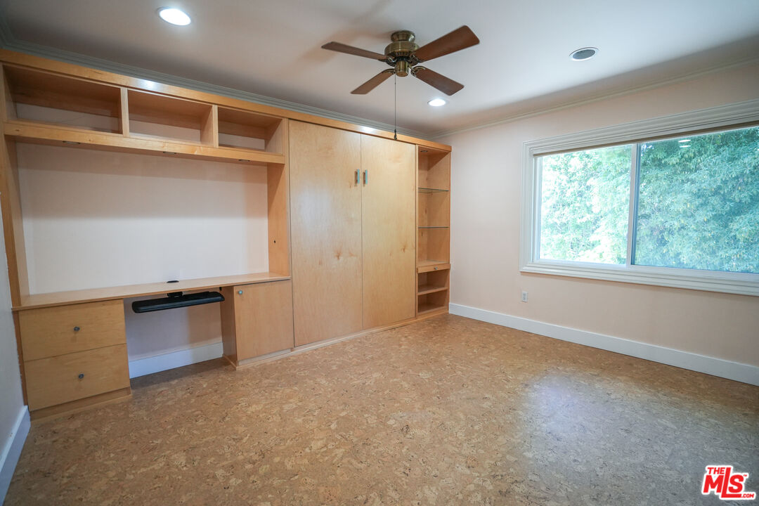 19616 Pine Valley Ave