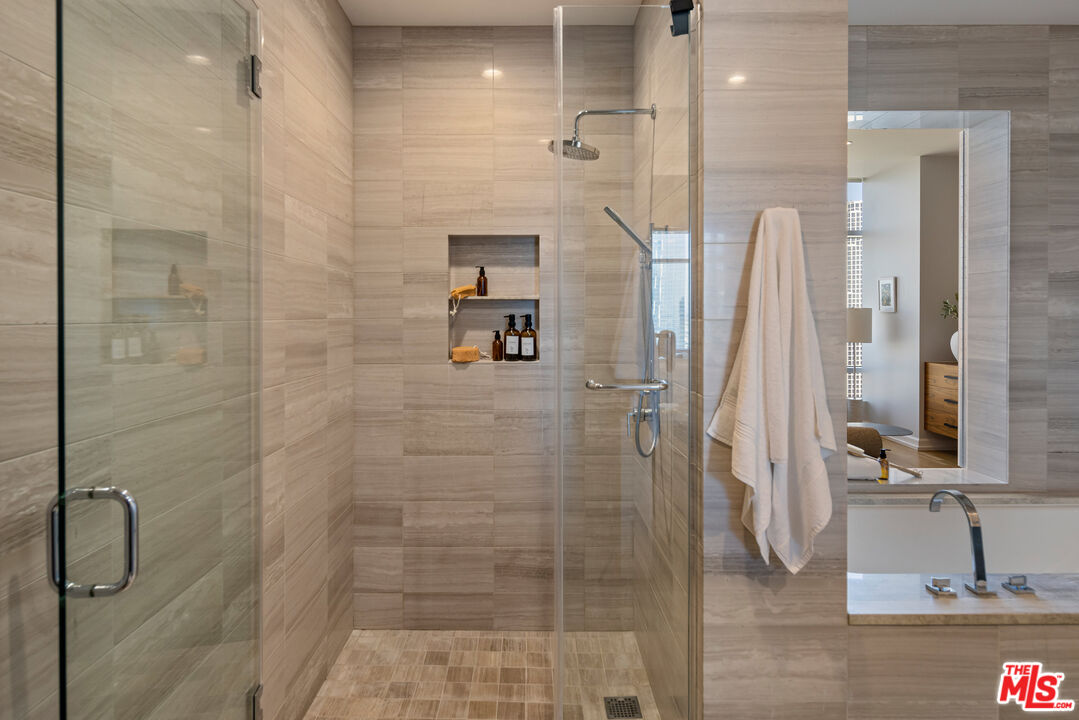 900 W Olympic Blvd Unit: 38K