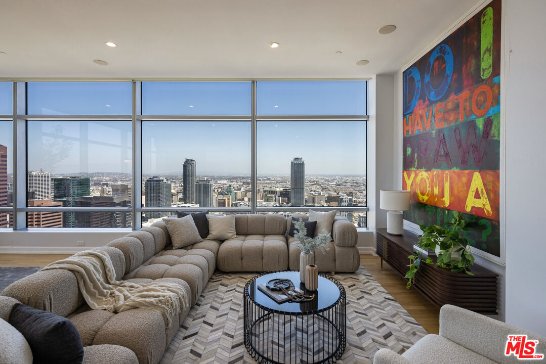 900 W Olympic Blvd Unit: 38K