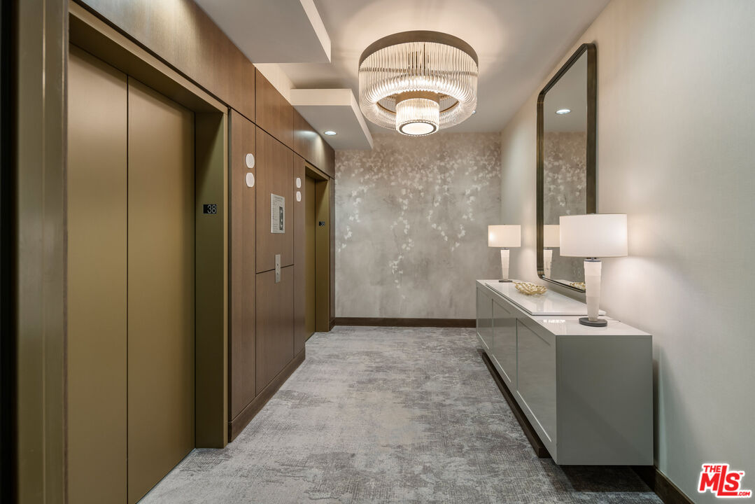 900 W Olympic Blvd Unit: 38K