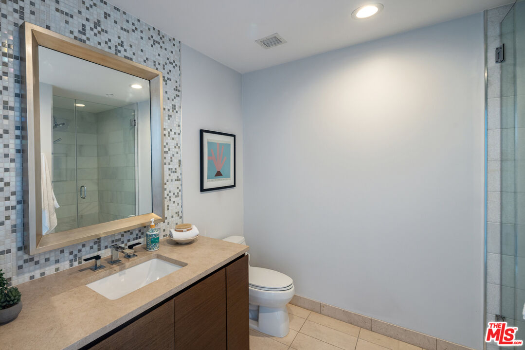 900 W Olympic Blvd Unit: 38K