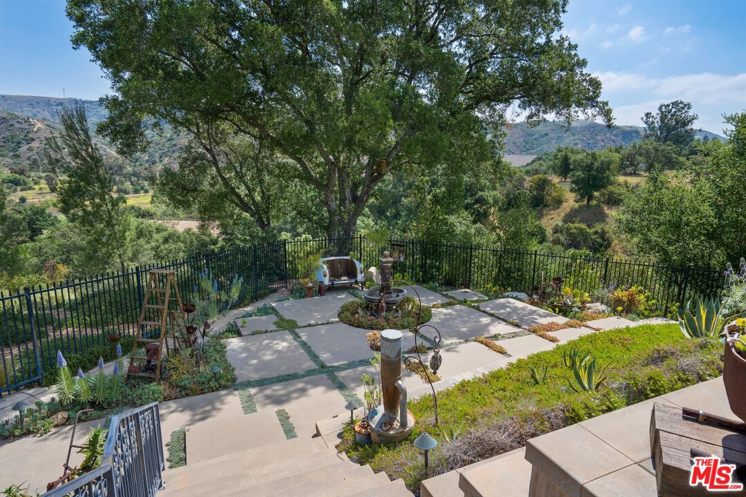 7634 E Diane Dr