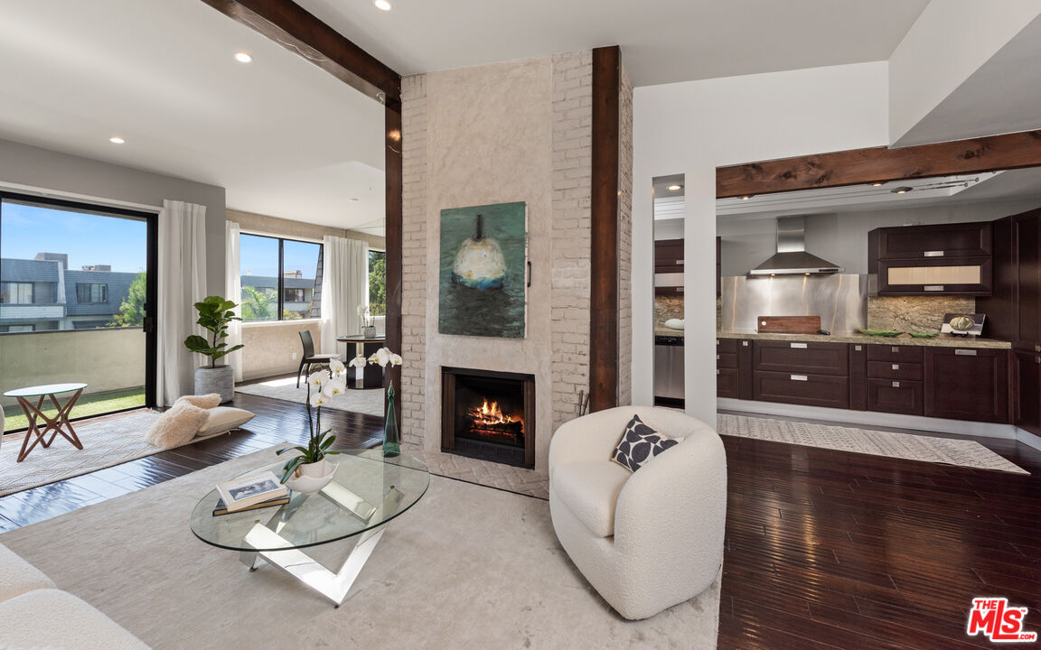 306 Bora Bora Way Unit: 306